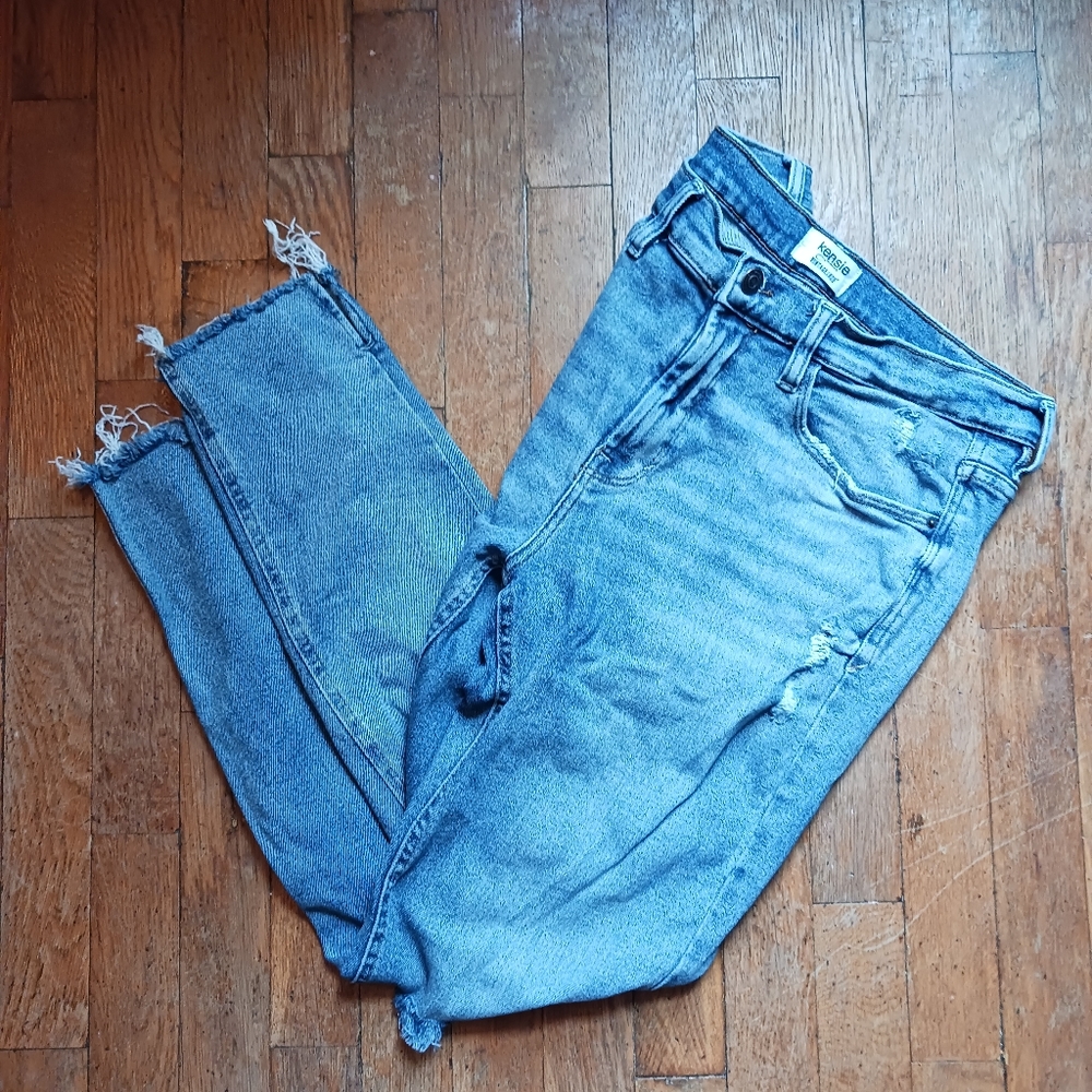 High-waisted ripped skinny jeans